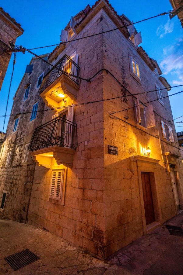 Old Town Makarska Apartments - Central Square Bagian luar foto