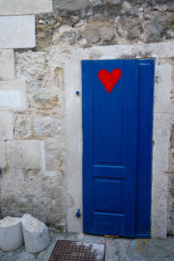 Old Town Makarska Apartments - Central Square Bagian luar foto