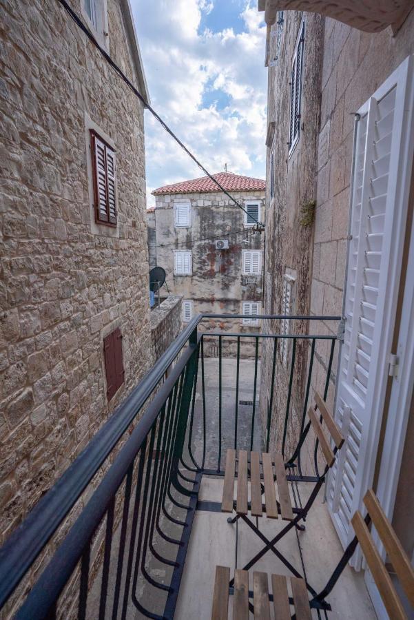 Old Town Makarska Apartments - Central Square Bagian luar foto